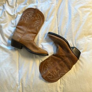 Brown cowgirl boots